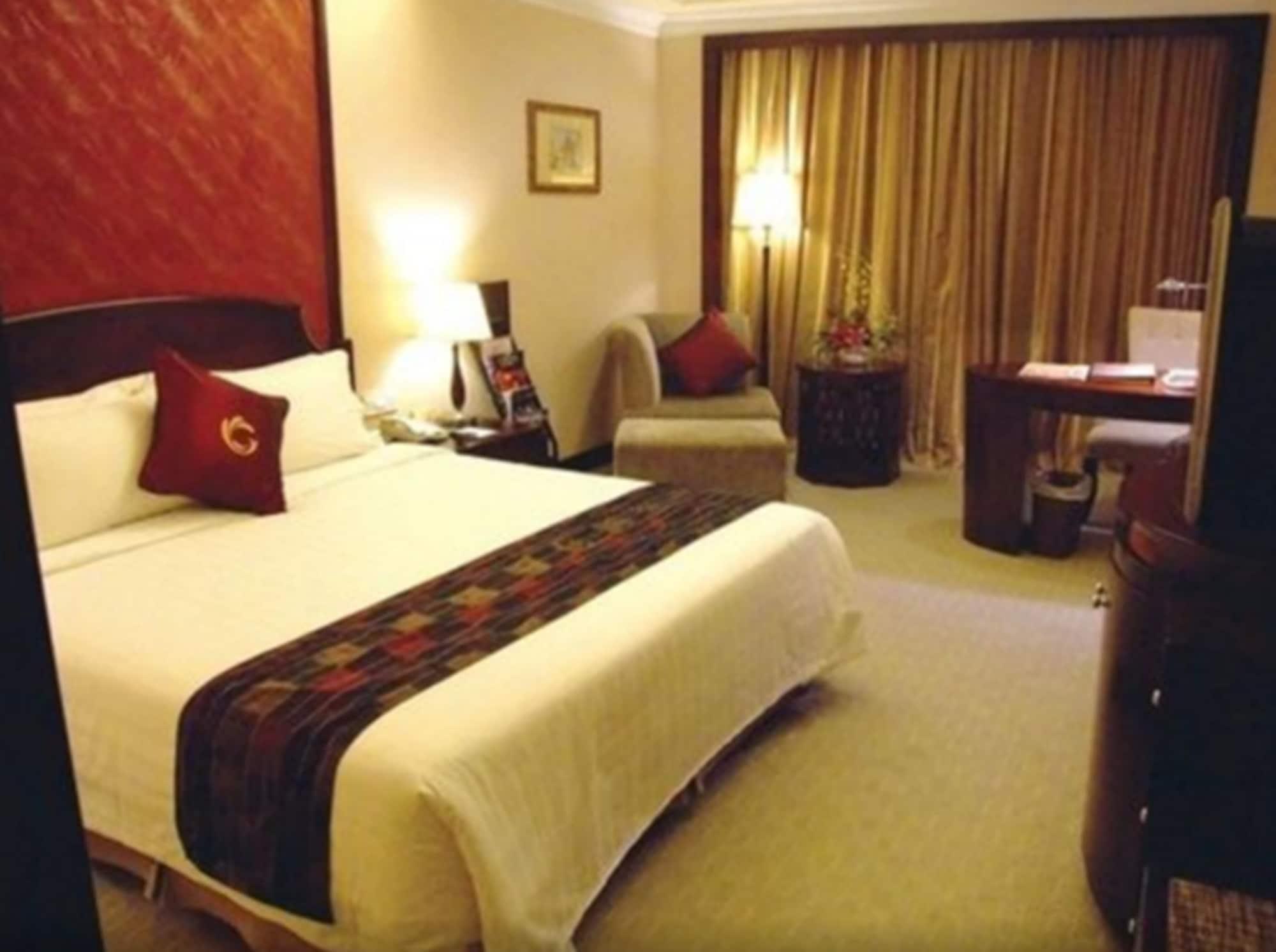 รอยัล มาริน่า พลาซ่า โฮเต็ล Hotel กวางโจว ภายนอก รูปภาพ