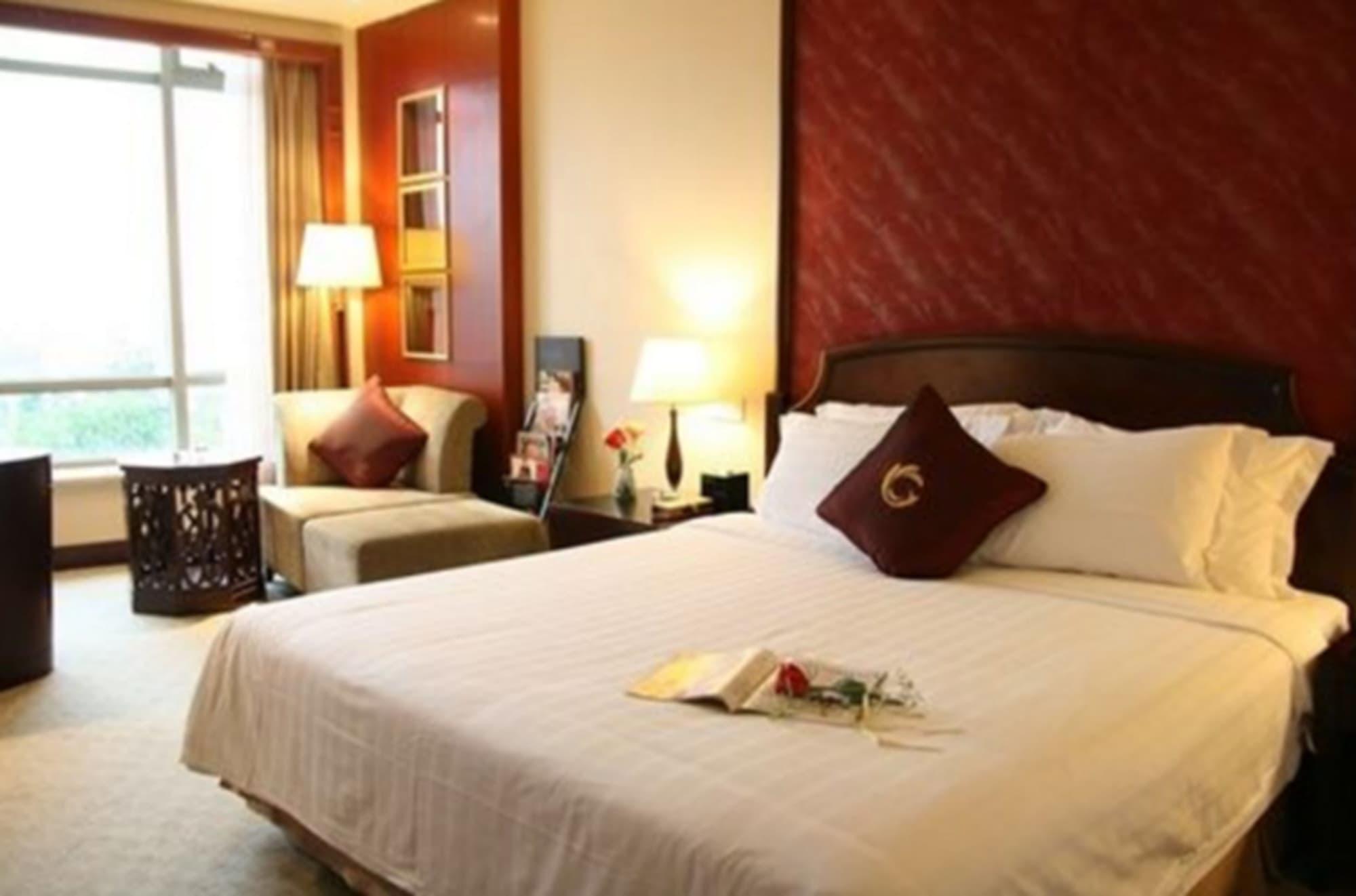 รอยัล มาริน่า พลาซ่า โฮเต็ล Hotel กวางโจว ภายนอก รูปภาพ