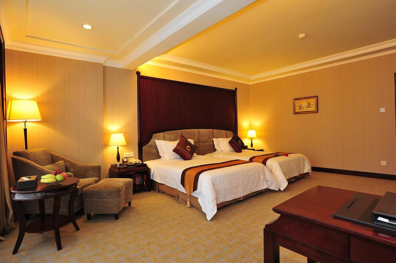 รอยัล มาริน่า พลาซ่า โฮเต็ล Hotel กวางโจว ภายนอก รูปภาพ