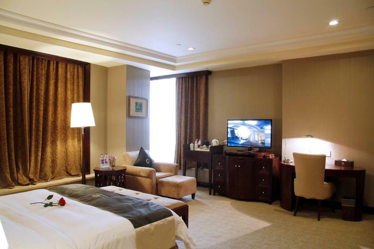รอยัล มาริน่า พลาซ่า โฮเต็ล Hotel กวางโจว ภายนอก รูปภาพ