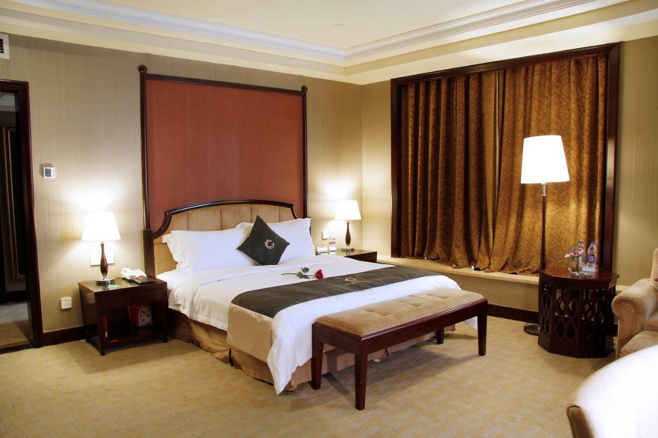 รอยัล มาริน่า พลาซ่า โฮเต็ล Hotel กวางโจว ภายนอก รูปภาพ